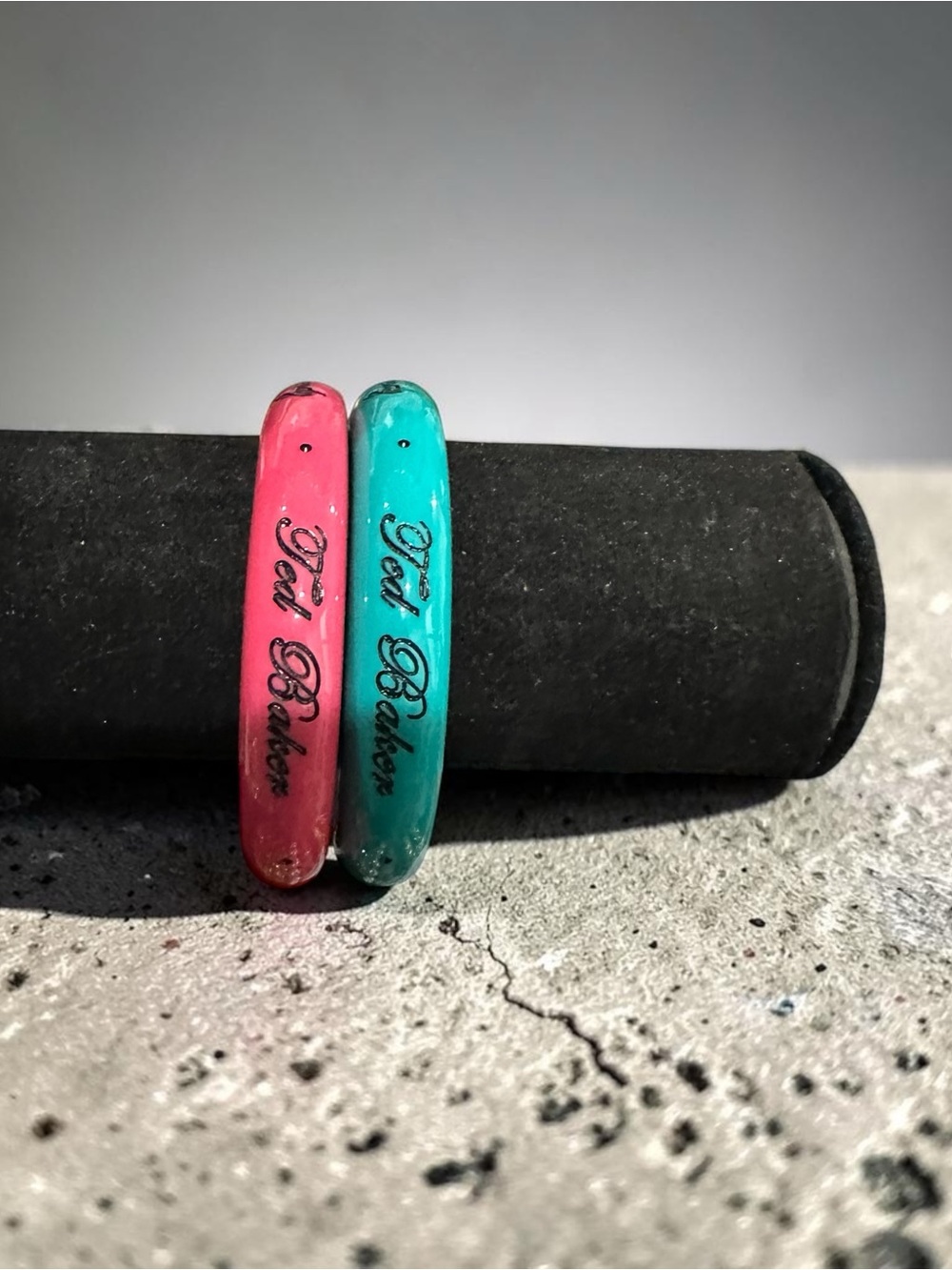 Ted Baker London Resin Bangle Bracelet Set Pink Teal Gold Script Logo Stack - Picture 5 of 7